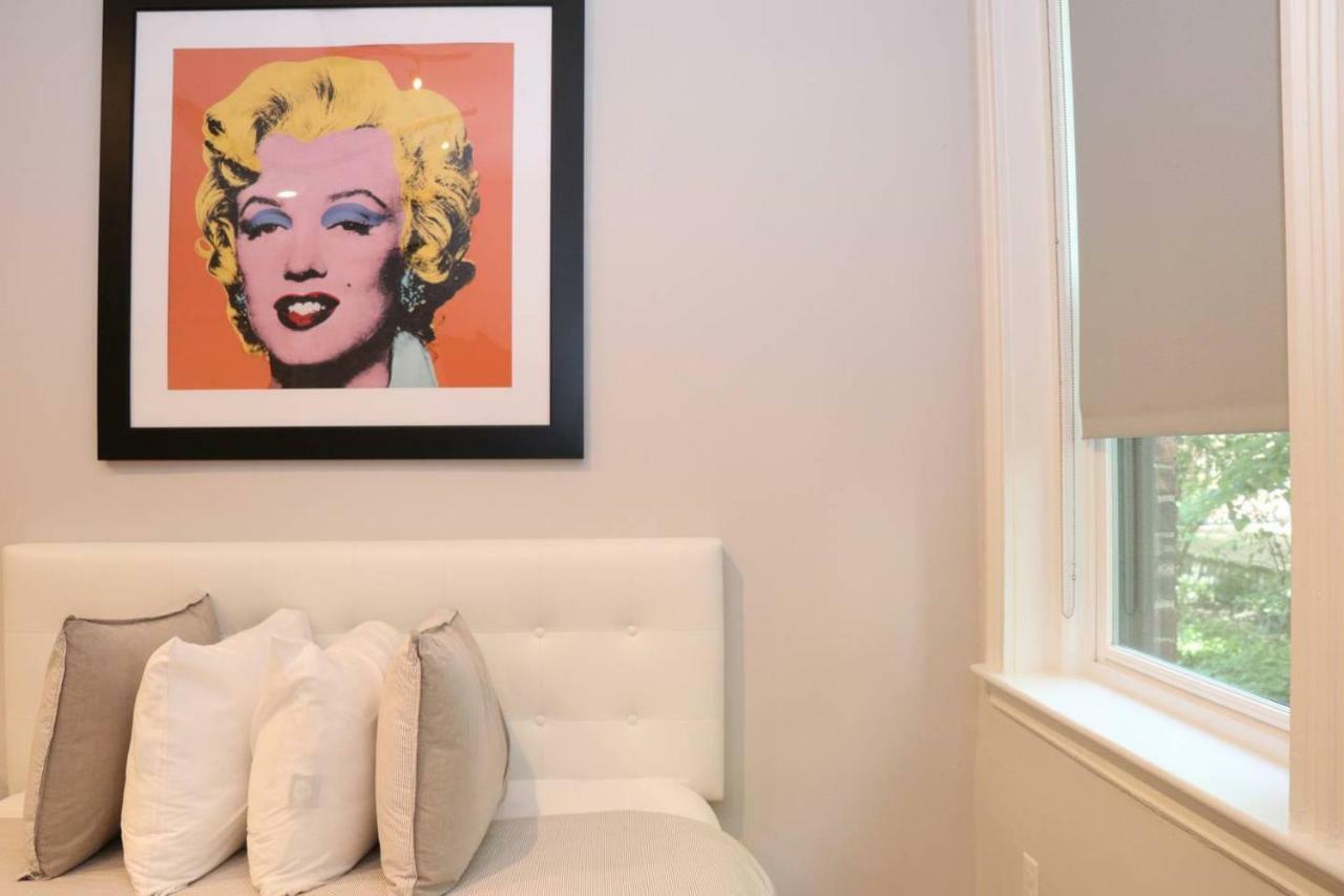 A Stylish Stay W/ A Queen Bed, Heated Floors.. #15 Brookline Extérieur photo